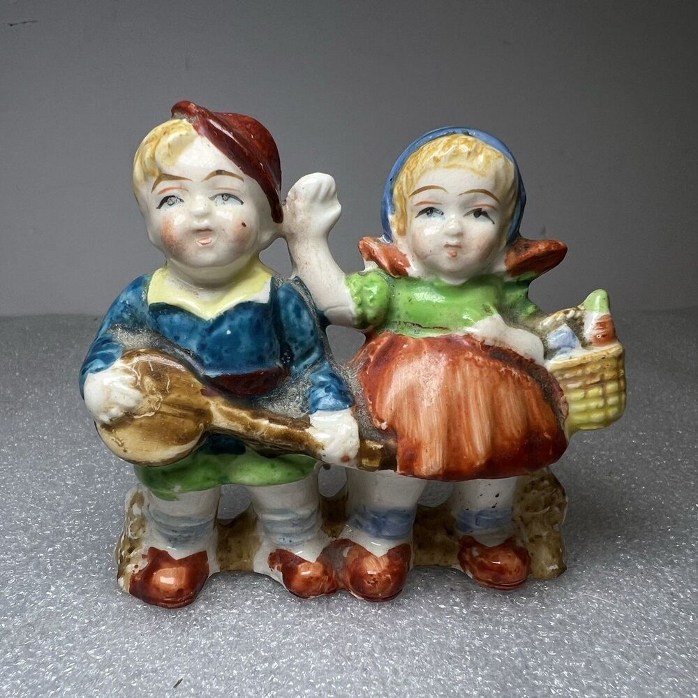 Vtg Occupied Japan Boy Girl Figurine Dutch Picnic Basket Flowers Banjo 3”